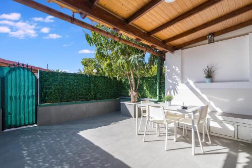 Home2Book Vibrant Maspalomas Stay, Pool & Terrace
