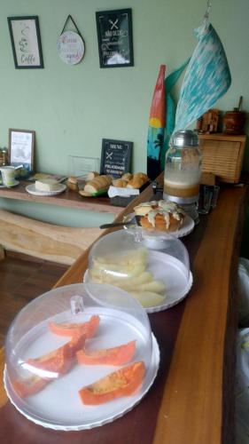 Makanan di atau berdekatan apartmen