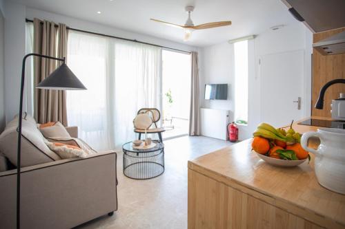 Arenas Beach Apartments
