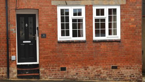 Φωτογραφία από το άλμπουμ του Charming 2BR Edwardian House in Market Town σε Ilminster