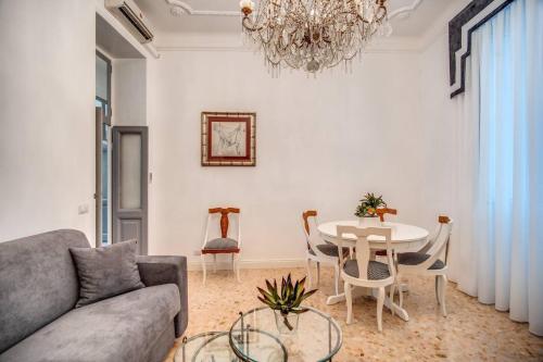 Lovely renovated flat by Vatican