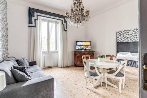 Lovely renovated flat by Vatican