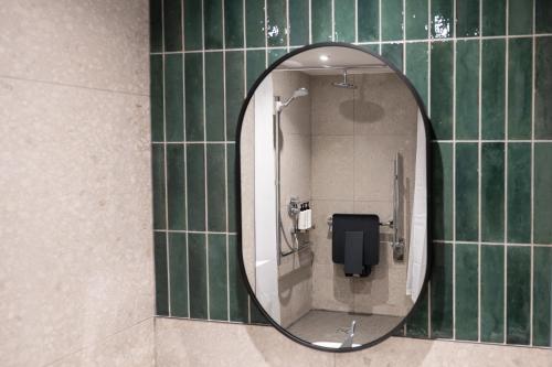 Standard Double Room with Accessible Walk-In Shower