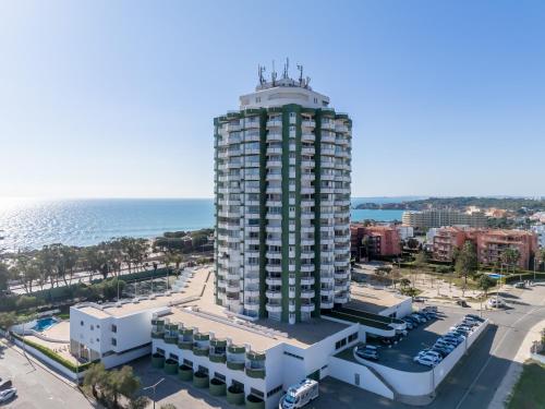 Rocha Seaview by CC 810