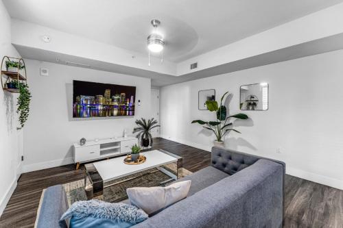 Stylish 1BR Unit With Free Parking Near Wynwood photo 11