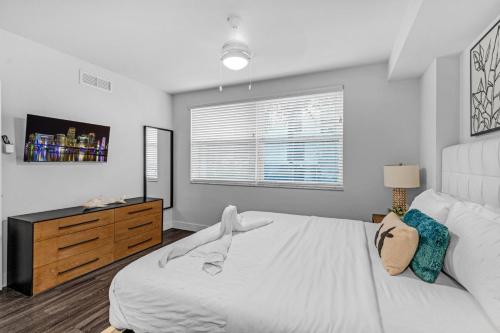 Stylish 1BR Unit With Free Parking Near Wynwood photo 20