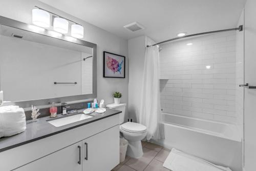Stylish 1BR Unit With Free Parking Near Wynwood photo 22