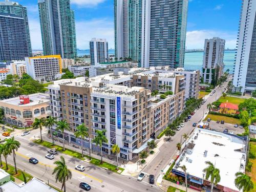 Stylish 1BR Unit With Free Parking Near Wynwood photo 36