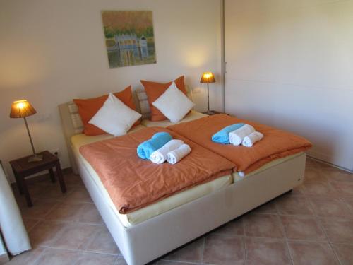 Postel nebo postele na pokoji v ubytování Finca Klara, Boutiquehotel - Apartment -Javea-Moraira-