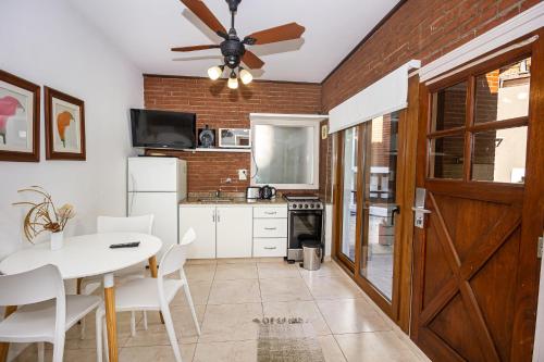 Η κουζίνα ή μικρή κουζίνα στο Punta Cerezo Apart