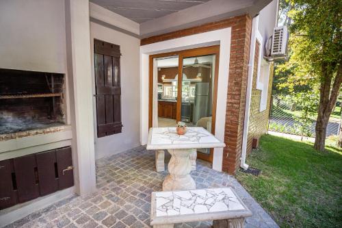 Κήπος έξω από το Punta Cerezo Apart
