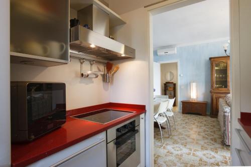 Η κουζίνα ή μικρή κουζίνα στο Casa alla Traversa