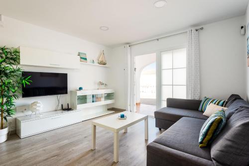 Apartamento CASTELLSOL 315 by Mauter Villas