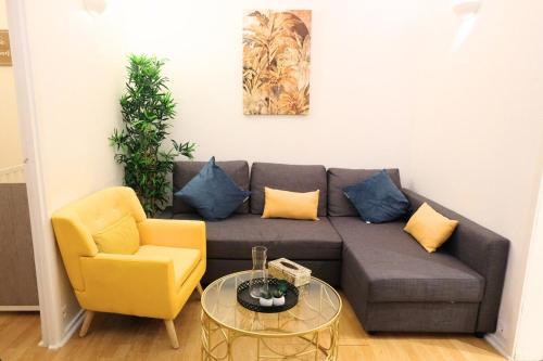 Maisonette 2 min du RER B free parking