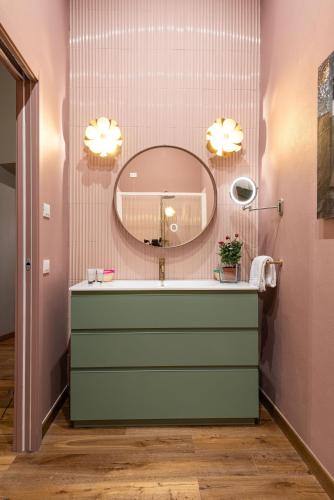 UNYCA - Florence Luxury Atelier