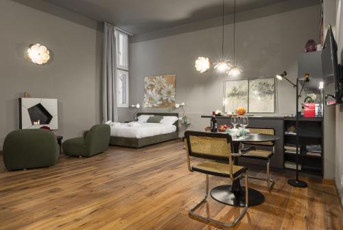 UNYCA - Florence Luxury Atelier