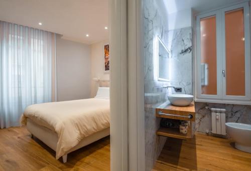 Koupelna v ubytování AP Royal suite guesthouse