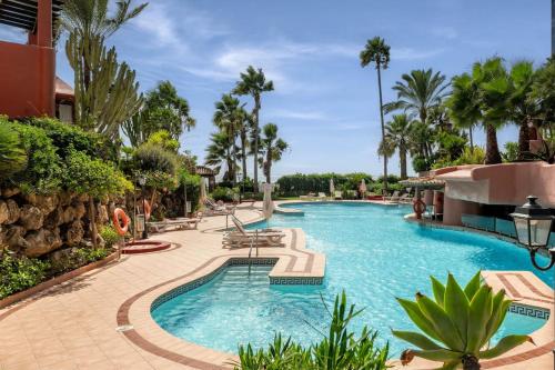 Beachfront Penthouse, Pool Gym
