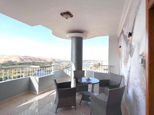 Χώρος καθιστικού στο Nile View Dreams Apartment