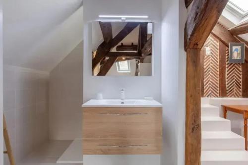 Φωτογραφία από το άλμπουμ του Maison avec jardin à Cellettes, 150 m², local à vélos σε Cellettes
