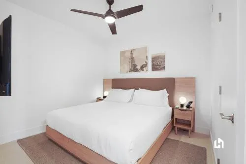 Stylish Apartments with Partial Ocean Views in Downtown! photo 65