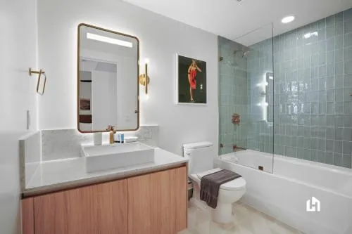 Stylish Apartments with Partial Ocean Views in Downtown! photo 69