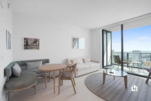 Stylish Apartments with Partial Ocean Views in Downtown! photo 58