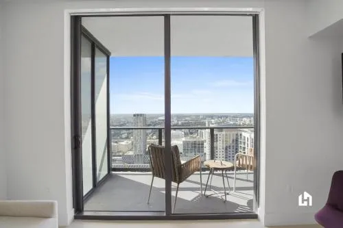 Stylish Apartments with Partial Ocean Views in Downtown! photo 74
