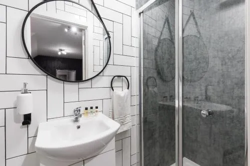 Nottage House Premier Apartments photo 32