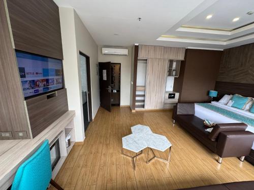 Cama ou camas em um quarto em Hotel Diamond Lima
