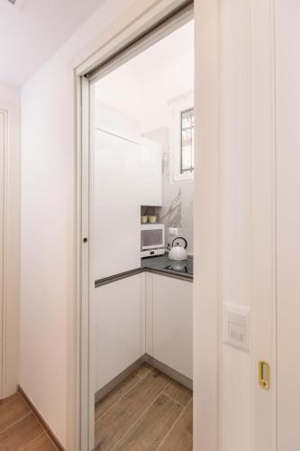 Flower apartment - new bright home in Brera