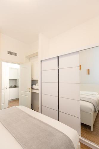 Flower apartment - new bright home in Brera