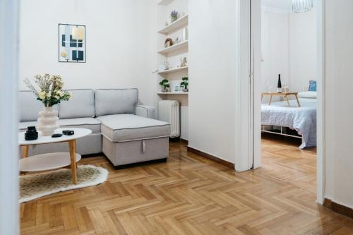 Posteľ alebo postele v izbe v ubytovaní luxury apartment center athens (wifi)