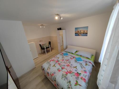 Rooms Neda