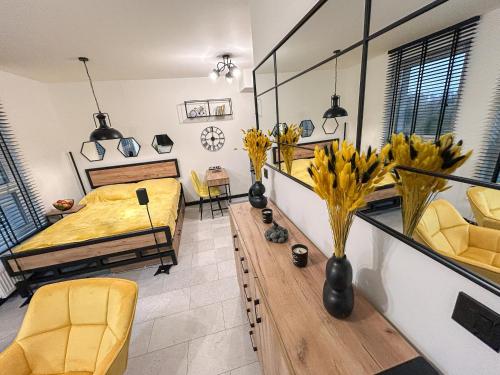 Apartament Premium Yellow Loft Reda