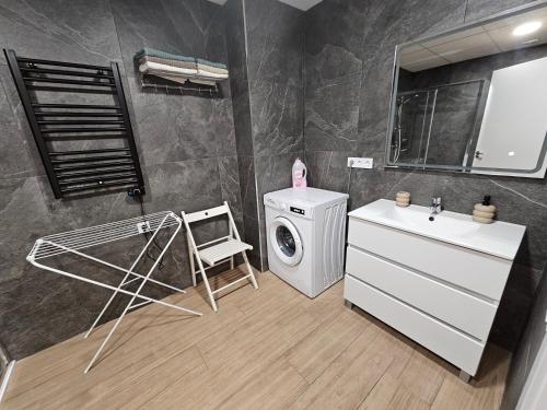 Koupelna v ubytování Las Artes Luxury Double Room