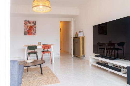 2 pièces - 4 personnes - Entièrement équipé et idéalement situé proche toutes commodités