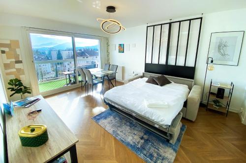 Katil atau katil-katil dalam bilik di Panorama Stay, Pool, Balcony and Mountain View