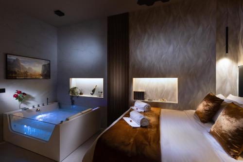 CM Luxury Apartment photo 13