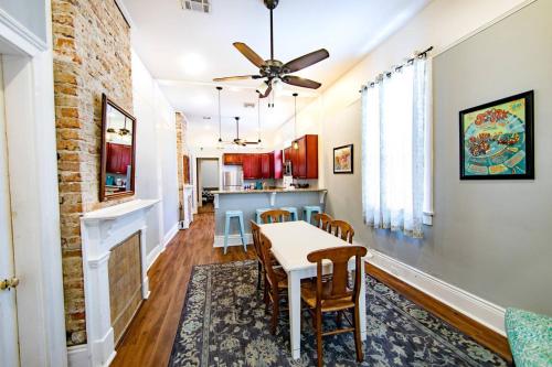 Fotografie z fotogalerie ubytování St Ann Creole Victorian - 5 bed-5 bath v destinaci New Orleans