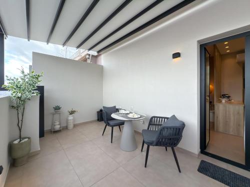 Geraniou Boutique Studio