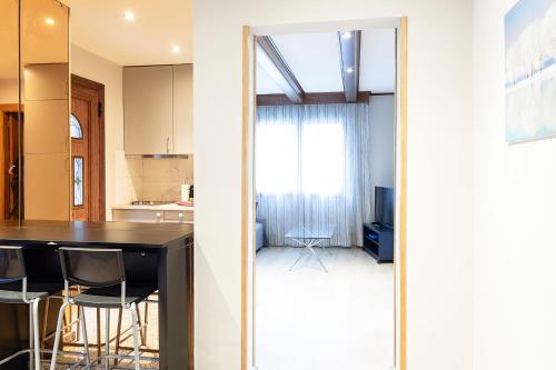 Escapada Natural con Parking, Vistas y Jardínにあるキッチンまたは簡易キッチン