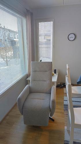 Φωτογραφία από το άλμπουμ του 1 quit&com room for 2 with free parking in a house στο Όουλου