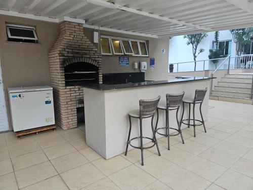 Apartamento Porto Beach a 200m do Beach Parkにあるキッチンまたは簡易キッチン