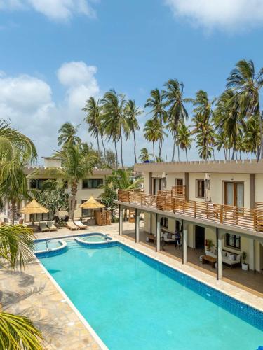 Kolam renang di atau dekat dengan Black Stone Beach Resort