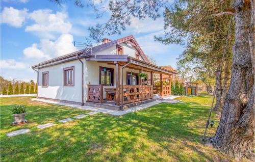 4 Bedroom Gorgeous Home In Huta Wielka