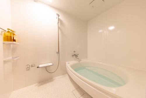 VILLA DOTONBORI Shinsaibashi Osaka, Private Villa with Rooftop Open-Air Bath, Sleeps 13