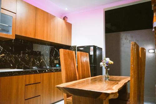 Η κουζίνα ή μικρή κουζίνα στο HOKYY Accommodation