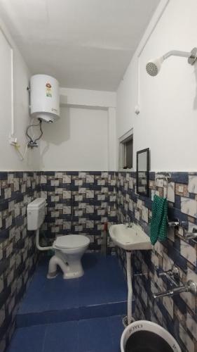 Fotografie z fotogalerie ubytování Bushahri Homestay - Food & Stay v destinaci KumhÄrsain