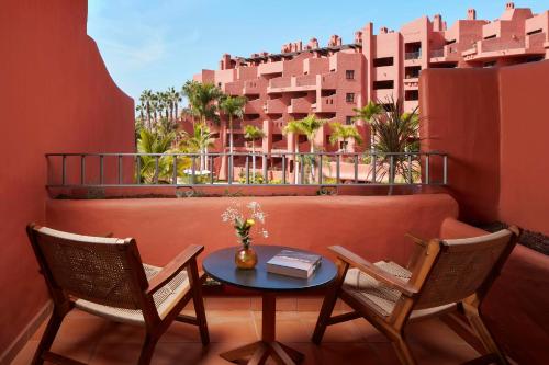Balkón nebo terasa v ubytování Tivoli La Caleta Resort